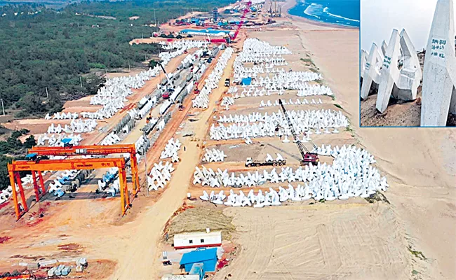 Moolapet Port construction works at a fast pace - Sakshi