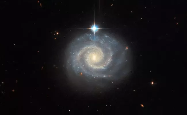 Hubble telescope captures forbidden light coming from deep space - Sakshi