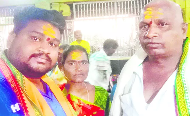 Village heads punished a family - Sakshi