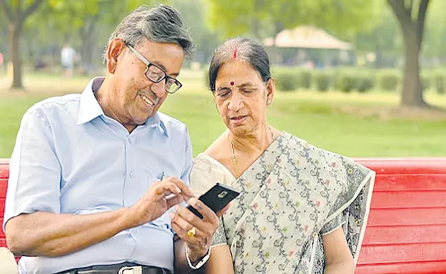 NITI Aayog Pitches For Tax Reforms, Mandatory Saving Plan, Housing Plan For Elderly - Sakshi