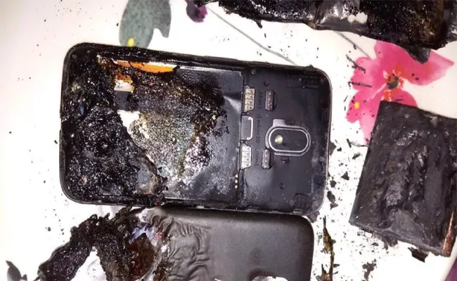 Mobile Exploded Due to Short Circuit Four Children Died - Sakshi