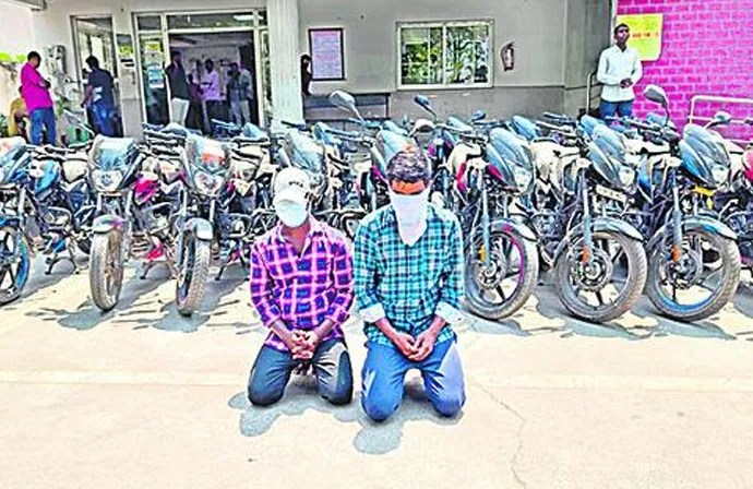 Your choice our delivery.. Bike thieves new scheme - Sakshi
