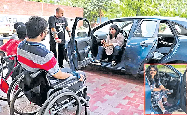 Drive On My Own: Anita Sharma helping persons with disabilities learn to drive - Sakshi