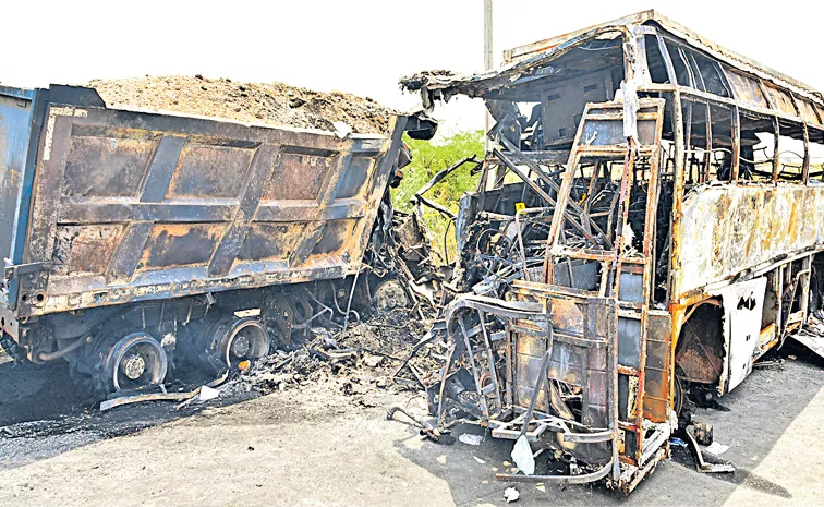 Bus accident at Chilakaluripet
