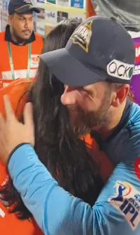Kavya Maran Reunited With Kane Williamson Special Hug Follows Video Viral