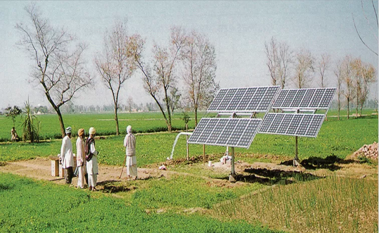 Govt Plans To Connect Farmers With Vendors For Solar Pump Installation