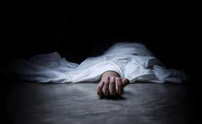 Husband commits suicide In Hyderabad