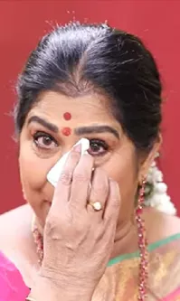Actress Kavitha Moved to Tears Over Her Personal Life