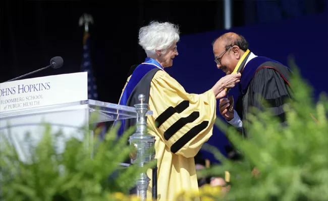 DrKrishna Ella Awarded the Johns Hopkins Bloomberg School Highest Medal of Honour