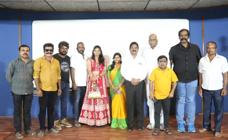 Nannante Movie Premiere Show Public Talk In Hyderabad