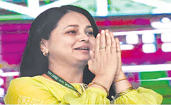 Lok sabha elections 2024: Daughter Rohini Acharya to contest polls against Laloo Prasad Yadav in Saran