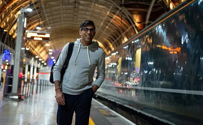 Rishi Sunak spotted the railway station with a Rs79000 Tumi backpack