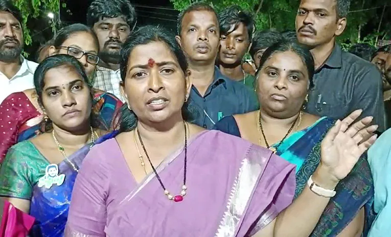 AP Home Minister Taneti Vanitha Reacts On Nallajerla Attack