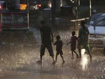 ​Heavy rain pors in hyderabad