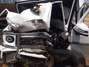 Minister narayana son rishit, his friend ravivarma killed after a high speed crash in his Mercedes
