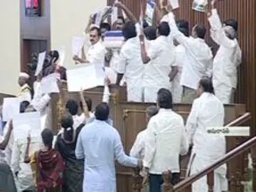 YSRCP mlas protest in AP Assembly