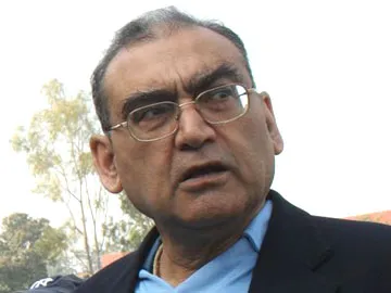 justice Markandey Katju condemns social media activists arrest in andhra pradesh