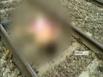 man throws wife from running train, she succumbs
