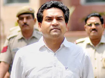 Arvind Kejriwal is involved in hawala scam, alleges Kapil Mishra