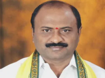 2 held for performs puja just to cheats parakala mla family members