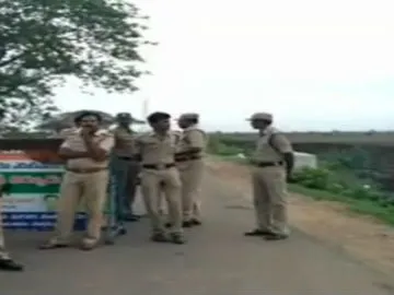 police security for neeru-chettu in prakasham dist