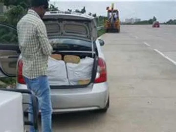 Rs. 1 crore worth ganja seized