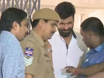 SIT officials investigating actor subbaraju in drugs case on third day