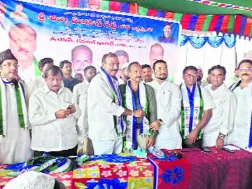 government ignores employers demands