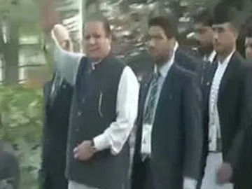 Nawaz Sharif vacates official residence, leaves for Murree