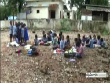 students facing problems with school building