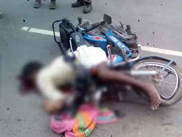 road accident in rajanna sircilla, 1died