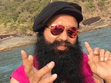 Gurmeet Ram Rahim Secret Bed Room Opened