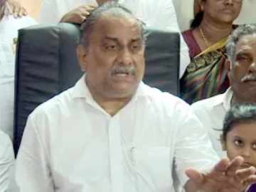 Mudragada Padmanabham Postponed Padayatra