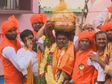 Balapur Laddu Auction Breaks Previous Record