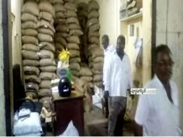 Vigilance Officers Attacks on Poorna Market
