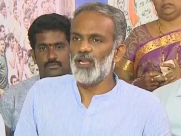vangaveeti radha lashes out at chandrababu naidu