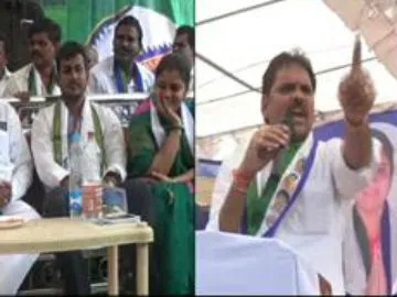 Good response for YSRCP Navaratnala Sabha