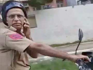 Chandigarh Cop Slapped Man For Filming Cell Phone Driving