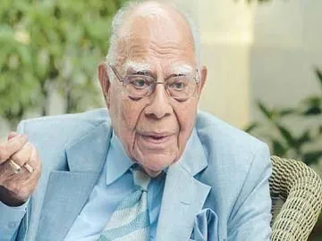 Ram Jethmalani announces retirement