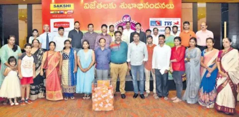 prizes were awarded to the winners of the Sakshi festival celebrations