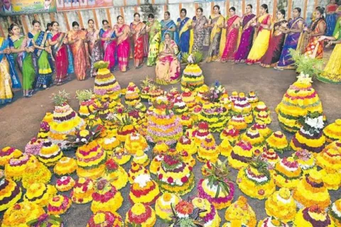 Saddula Bathukamma Celebrations in Warangal