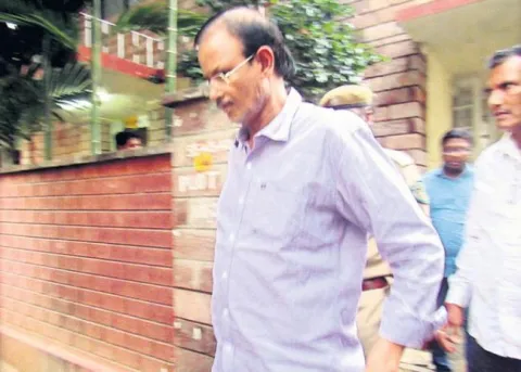 ACB seizes Raghu's original documents