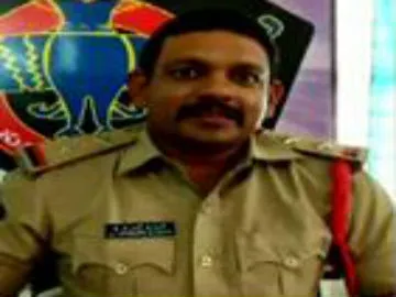 SI Venkat Kumar sexual harassing on Woman in Nuziveedu