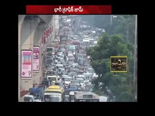 Secunderabad - Begumpet heavy traffic jam