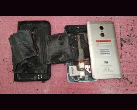 redmi note 4 mobile blast in vijayanagaram district