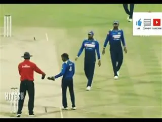 Sri Lanka's Chamara Kapugedera suffers horrific injury