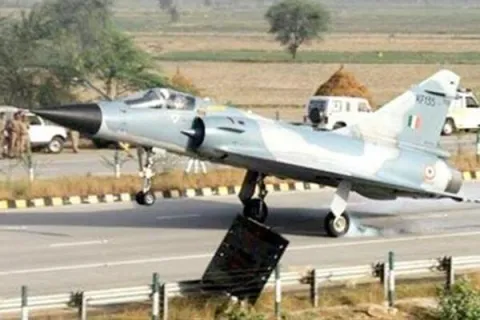 Air Force Fights Successfully Landed on Highways