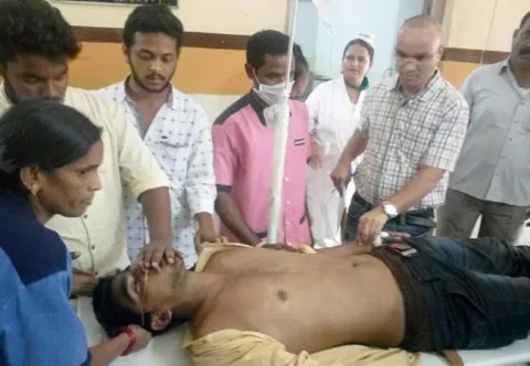 Student groups clash at engineering college in warangal