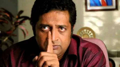 I will speak the truth, whenever and wherever: Prakash Raj