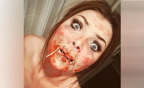 Woman leaves her boyfriend terrified with brilliant late night Halloween prank